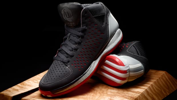 Check Out Derrick Rose's New Chicago-Inspired Shoe and Watch Episode 3 of The Return